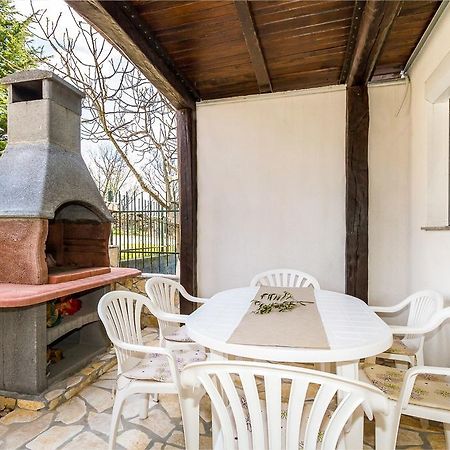 Apartmani Bregovec マスレニツァ エクステリア 写真