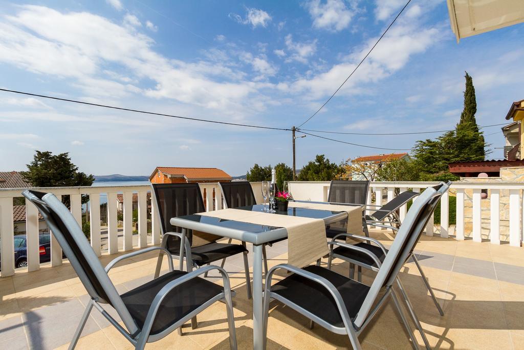 Apartmani Bregovec マスレニツァ エクステリア 写真