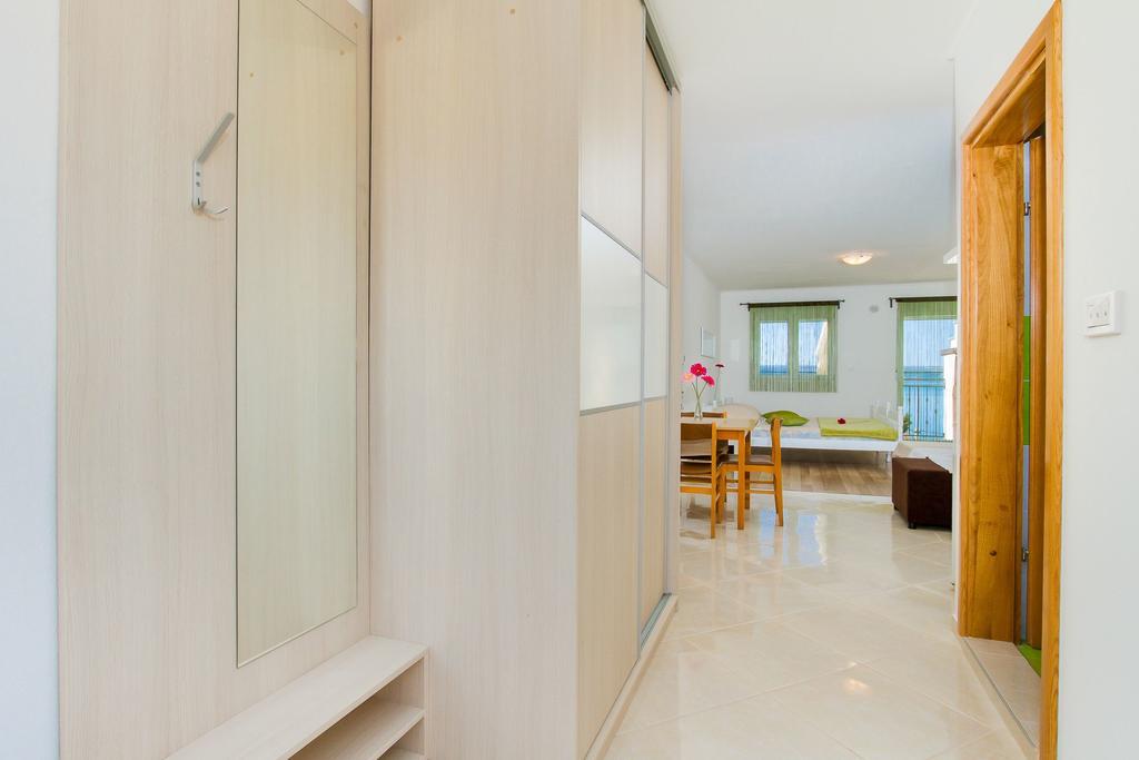 Apartmani Bregovec マスレニツァ エクステリア 写真