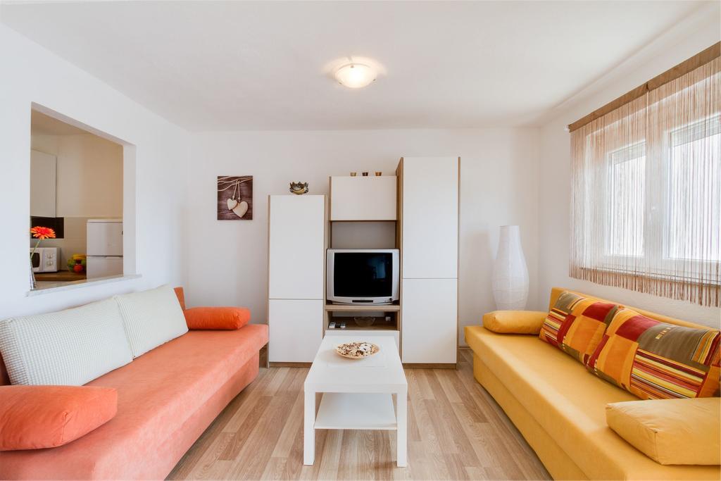 Apartmani Bregovec マスレニツァ エクステリア 写真